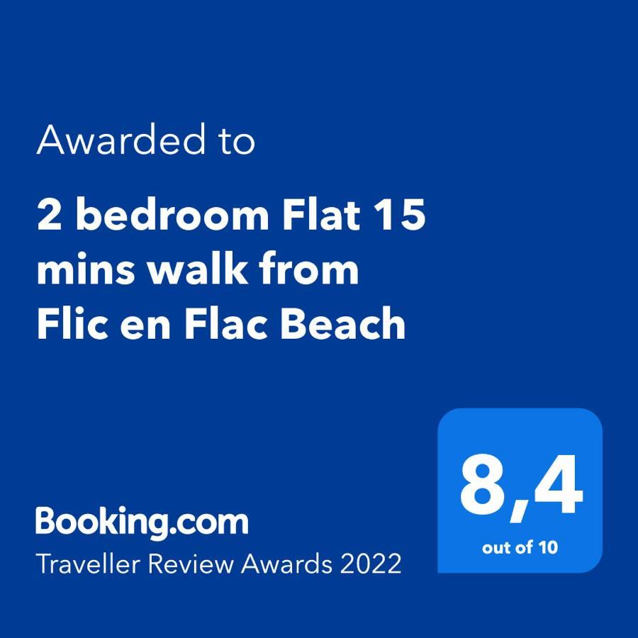 2 Bedroom Flat 15 Mins Walk From Flic En Flac Beach Buitenkant foto